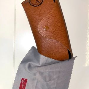 Lost sunglasses - selling case!